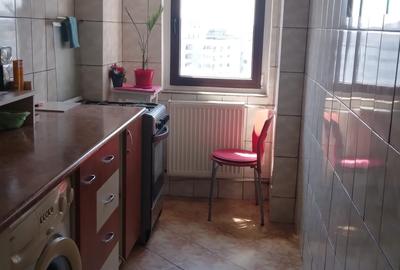 Garsonieră decomandată, mobilată în Vitan Mall - 3