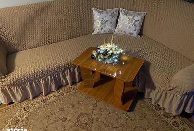Apartament cu 4 camere decomandat în Petros - 9