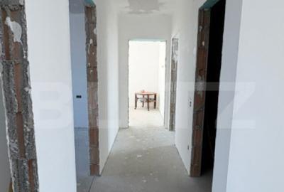 Casă cu 4 camere cu Teren 525 Mp în Sânpetru