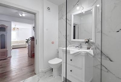 Apartament cu 2 camere decomandat, mobilat în Tractorul - 2