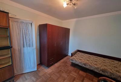 Apartament cu 2 camere nedecomandat în Podu Roș - 4