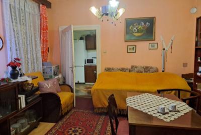 Vand casa veche cu teren  pe str. A. Densusianu GHeorgheni - 4