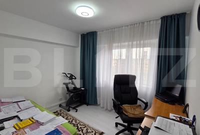 Apartament cu 4 camere, decomandat, 78,7 mp utili, etajul 3, zona Casa Stiintei