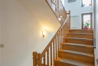 Casă individuală cu 5 camere cu Canalizare în Bucium - 14