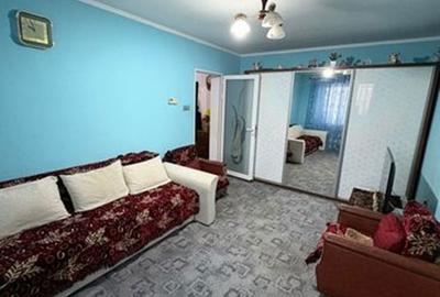 Apartament cu 3 camere semidecomandat în Traian - 6