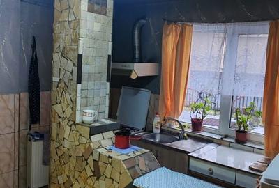 Casă cu 4 camere cu Teren 759 Mp în Central - 11