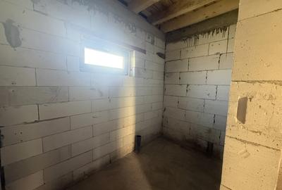 Casă individuală cu 4 camere cu Canalizare în Teiuș - 11