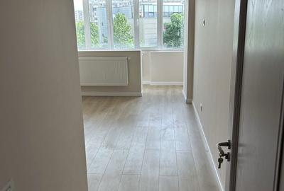 Apartament cu 3 camere decomandat în Central - 1