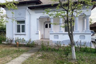Casă cu Teren 2600 Mp în Periș - 1