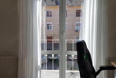 Apartament cu 3 camere semidecomandat în Central - 7