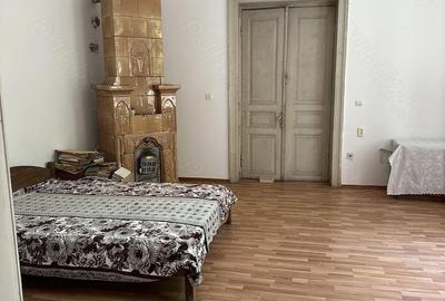 Casă cu Teren 1100 Mp în Central - 7