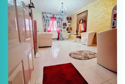 Apartament cu 3 camere decomandat în 9 Mai - 1