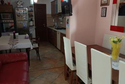 Casă cu 5 camere cu Teren 698 Mp în Albert - 12