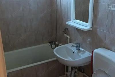 Apartament cu 2 camere decomandat în Blașcovici