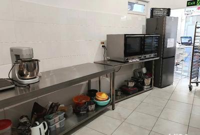 Afacere la cheie laborator alimentar complet echipat | Preluare chirie 700 - 3