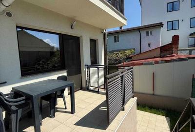 Apartament cu 3 camere decomandat în Cârcea - 1