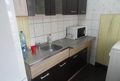 Garsonieră decomandată în Confecții - 8