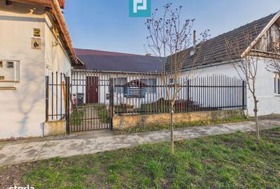 Casă cu 4 camere în Macea