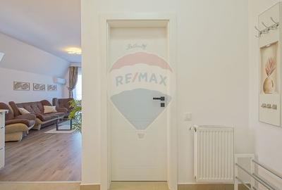 Apartament cu 2 camere decomandat, mobilat în Florilor - 9