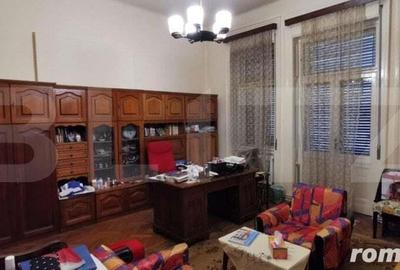 Apartament cu 5 camere semidecomandat în P-ța Victoriei - 8
