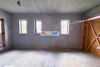 Casă cu 6 camere cu Teren 1077 Mp în Central - 2