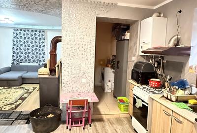 Casă de vânzare în  SAT SASAR  teren 651 mp, centrală Vaillant + sobă teracota! - 3