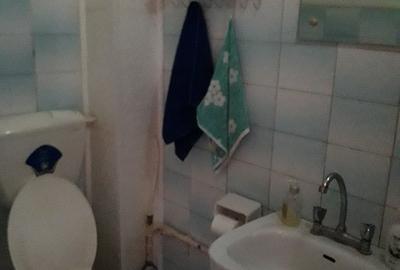 Apartament cu 3 camere decomandat în C5 - 3