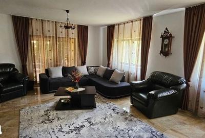 Casă cu 4 camere cu Teren 355 Mp în Central