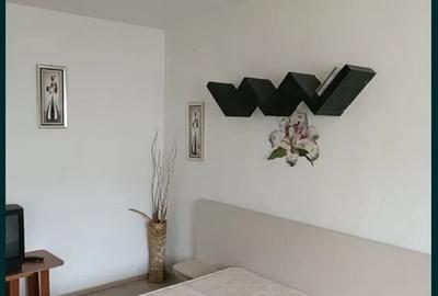 Garsonieră decomandată în Basarabia