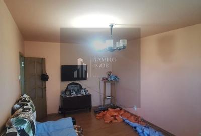 Apartament cu 3 camere decomandat în Sălaj - 9