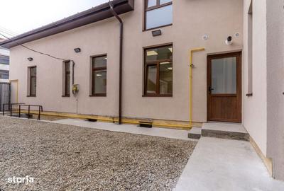 Spațiu comercial, de 236 mp, în Central - 13