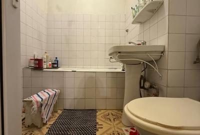 Apartament 4 camere, 85 mp, dispus pe 2 niveluri - Buziasului - COMISION 0% - 10