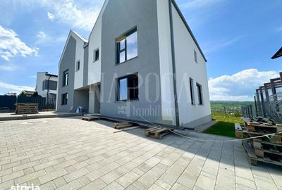 Casă cu 4 camere cu Teren 240 Mp în Borhanci - 1
