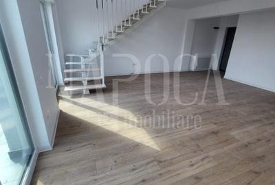 Penthouse cu 2 camere decomandat în Central - 2