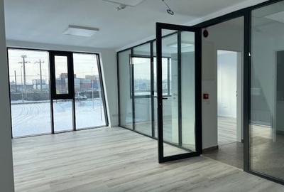Spațiu industrial, de 412 mp, în Exterior Nord