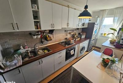 Apartament cu 2 camere, mobilat în Central