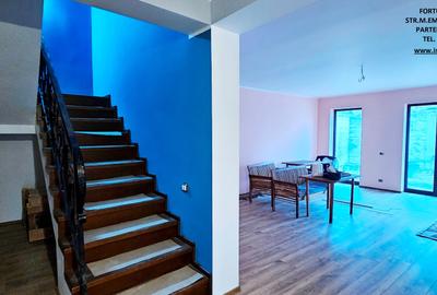 Casă cu 5 camere cu Teren 2000 Mp în Exterior Sud - 8