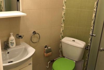 Apartament cu 3 camere decomandat în Central - 1