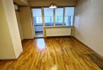 Apartament cu 3 camere semidecomandat în Romană - 4