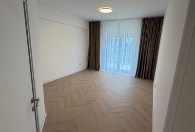 Apartament cu 4 camere decomandat în Herăstrău - 11