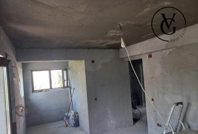 Casă cu 4 camere cu Canalizare în Central - 7