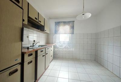 Apartament cu 3 camere decomandat în Central - 6