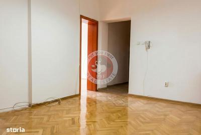 Apartament cu 5 camere decomandat în Romană - 5