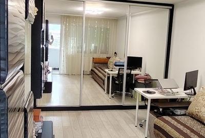 Apartament cu 2 camere decomandat în Podu Roș - 2