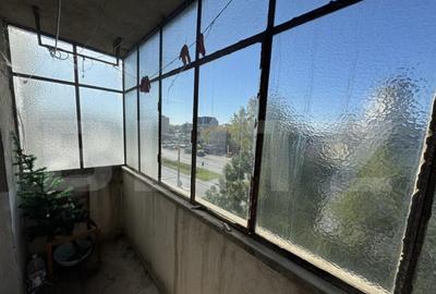 Apartament 2 camere decomandat, etaj 2, CT, 1 Mai Parcul Rom - 8