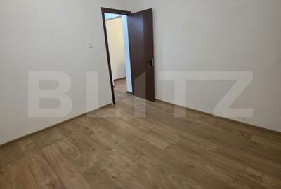 Spațiu comercial, de 70 mp, în Micro 11 - 3