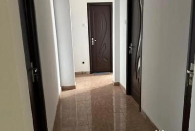 Apartament cu 3 camere decomandat în Calea București - 5
