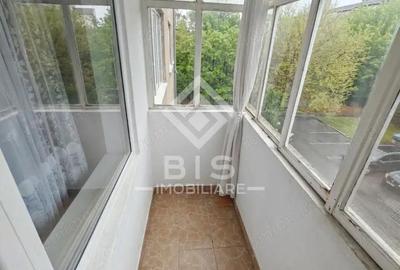 Apartament cu 4 camere decomandat în Independenței - 2