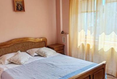 Apartament 3 camere, etajul 1/4, Radauti - 3