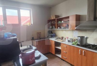Spațiu comercial, de 300 mp, în Central - 2